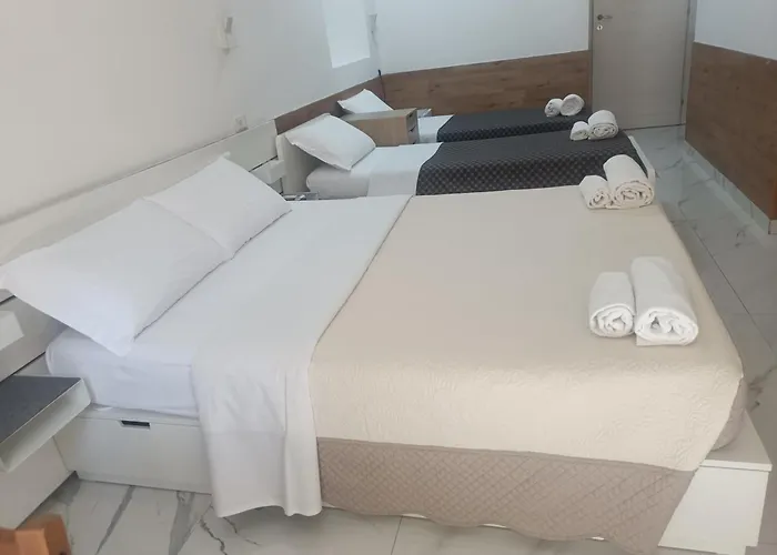 Palace Otel *