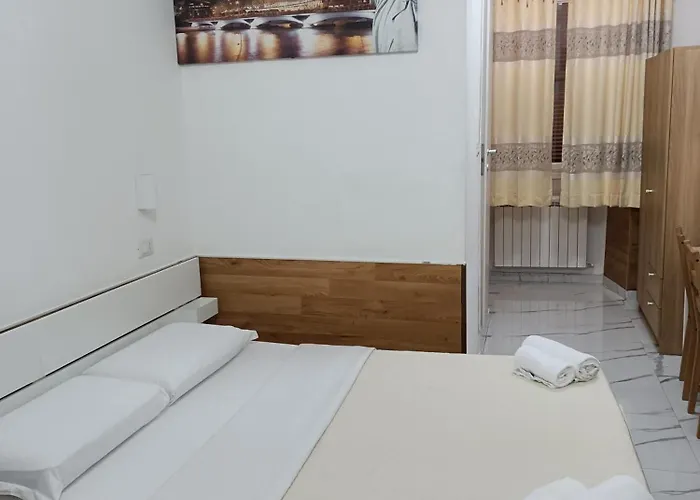 Hotel Palace *